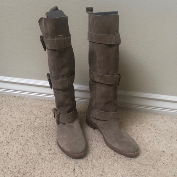 Burberry suede buckle boots. Gently used - Picture 1 of 4